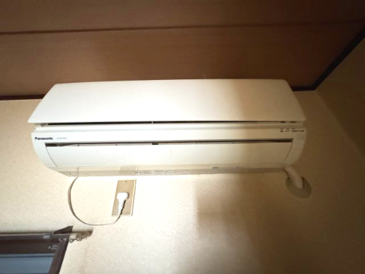 福村ハイツ202号室 クリーニング前の写真です