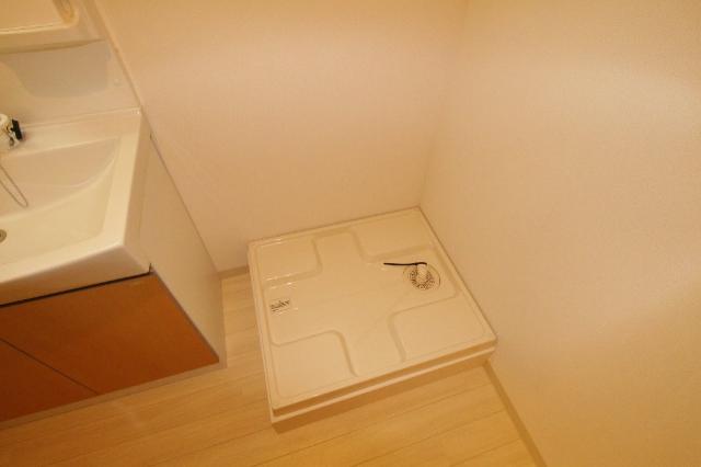 メゾン　デ　ファミーユＹⅡ201号室 洗濯機置場