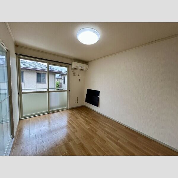 フジヴェール3番館201号室 南側洋室