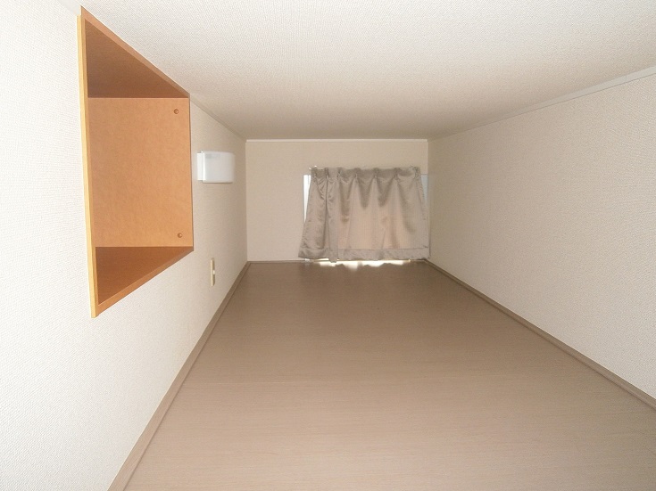 レオパレスＳＡＴＹ 玄関