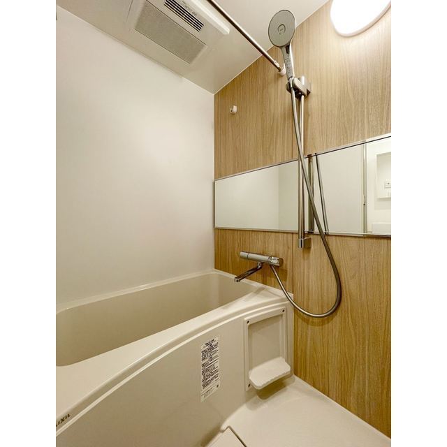 グランパセオ代々木上原0303号室 内観