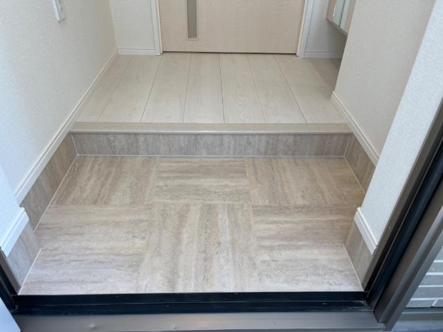 アイテラス所沢 玄関