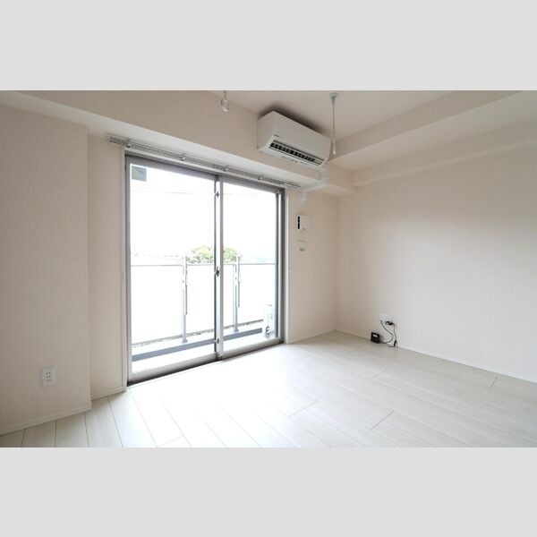 シャルマンCKK305号室 ★洋室6.72帖★