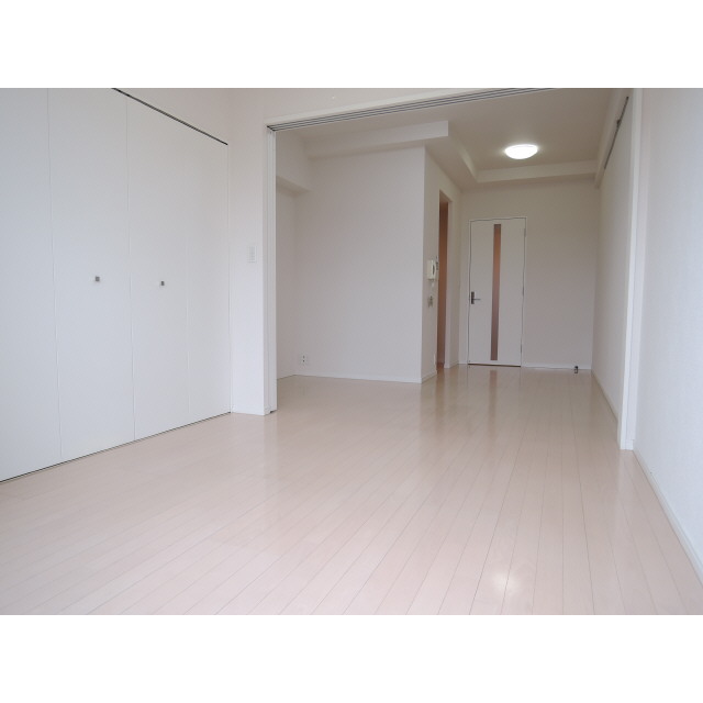 プレール・ドゥーク板橋本町Ⅱ 洋室～ＬＤＫ