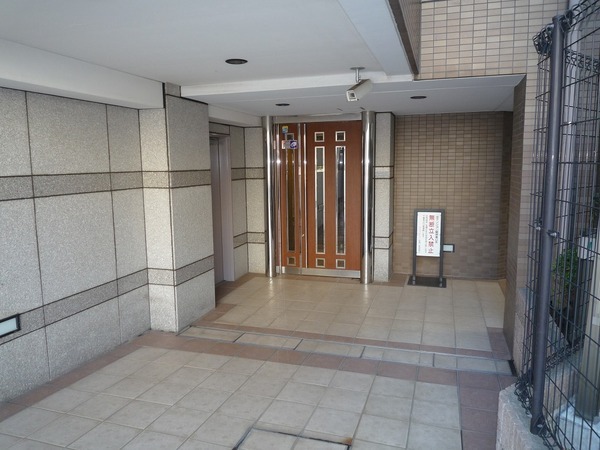 ライフレビュー多摩川701号室 エントランス