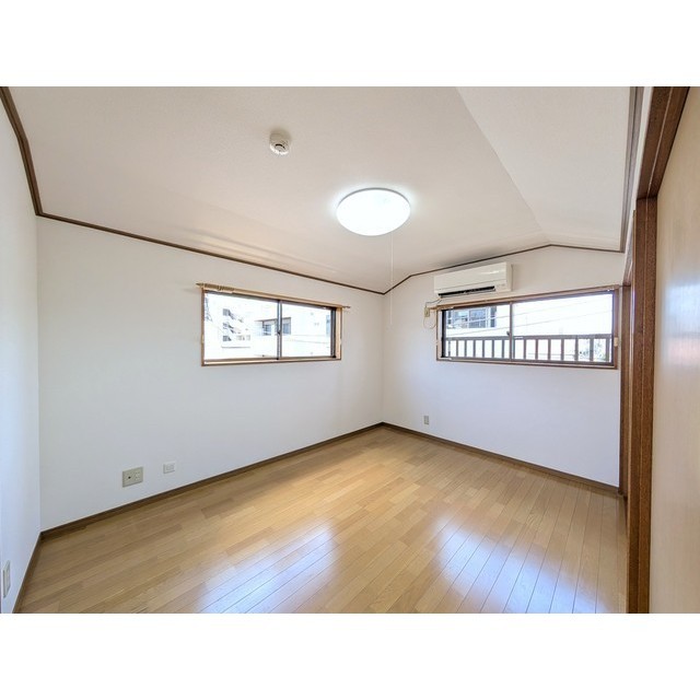 大山西町戸建 3階　洋室