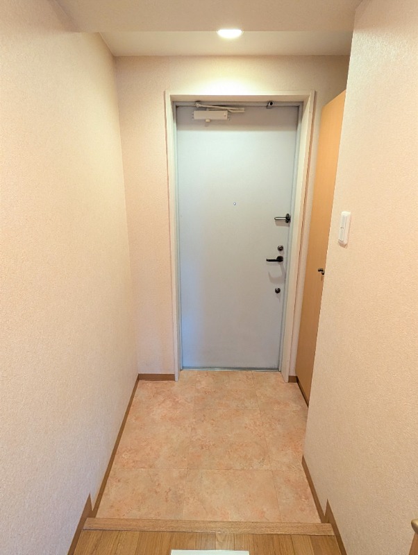 ゼフィルスＢ棟 玄関