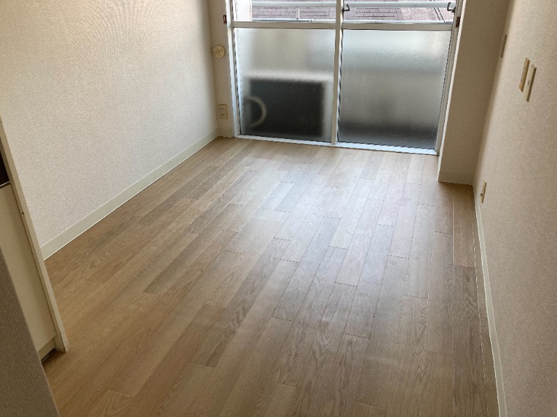 トップルーム横浜5階 リビング