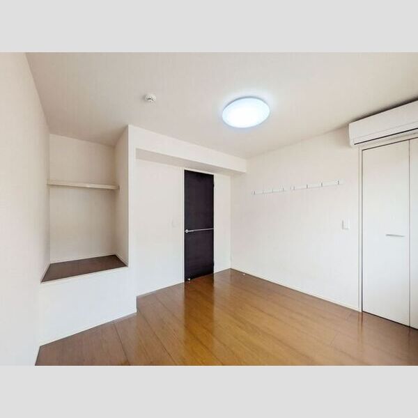 セジュール パルフェ202号室 洋室