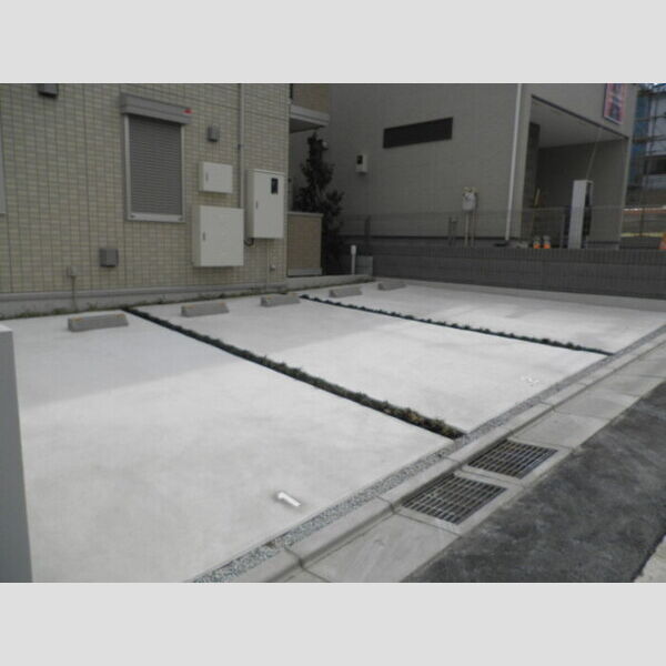 ウエストパーク西台 駐車場