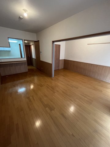 アン・ジュール・ド・フルール0303号室 リビング