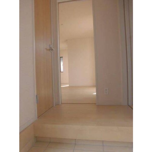 クレイドルガーデン横浜市青葉区松風台第1　1号棟 玄関