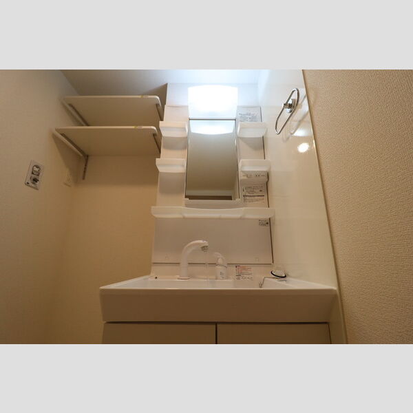 セレスティア東四つ木Ⅱ 洗髪洗面化粧台