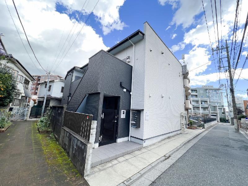 シャルム赤塚1階 外観