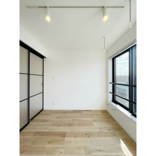 グランパセオ代々木上原0302号室 内観