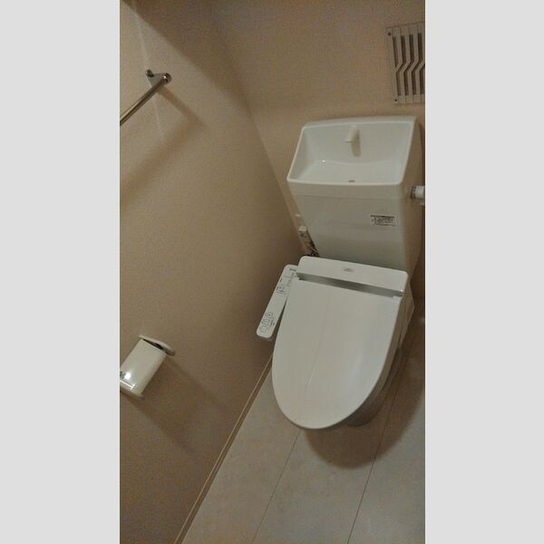 リリーグランジュ大宮Ⅱ トイレ　温水洗浄便座付