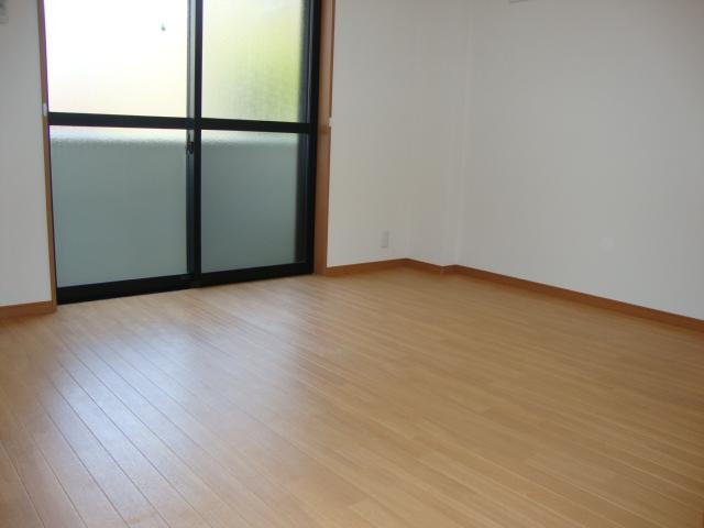 グレイシャス湘南 洋室