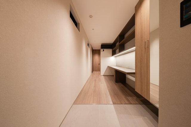 デコール代官山1F号室 玄関