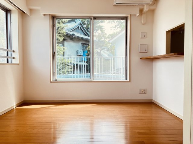 301号室