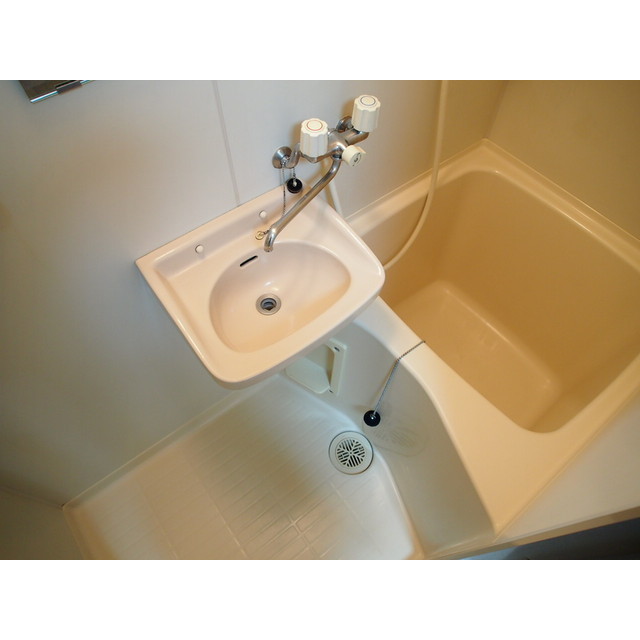 矢政コーポ202号室 お風呂