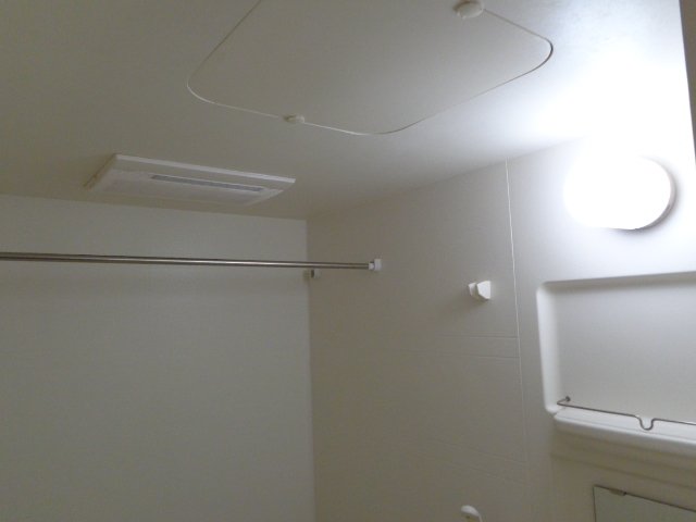 エスポアール00207号室 浴室乾燥機