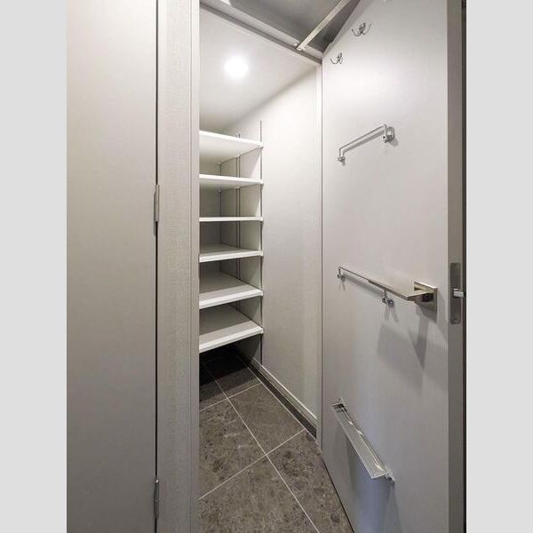 Alivis東京尾久601号室 リビング