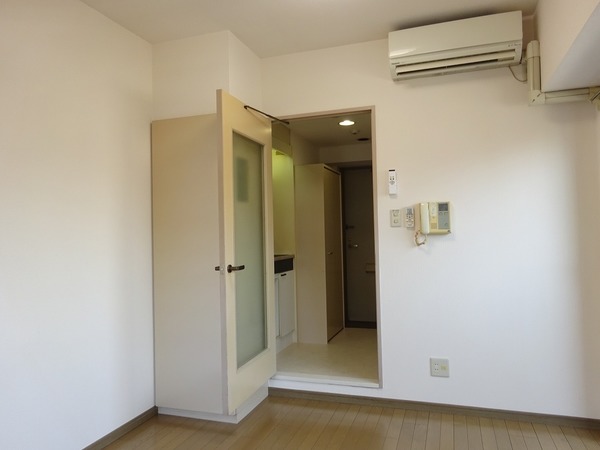 プレールアイディ大森Ⅱ601号室 リビング