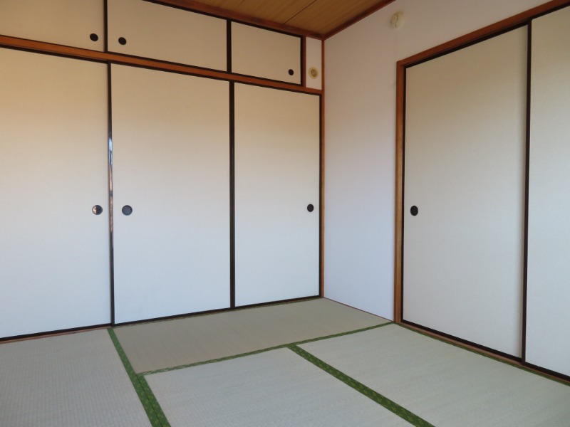 パールメゾン鏑木 内観