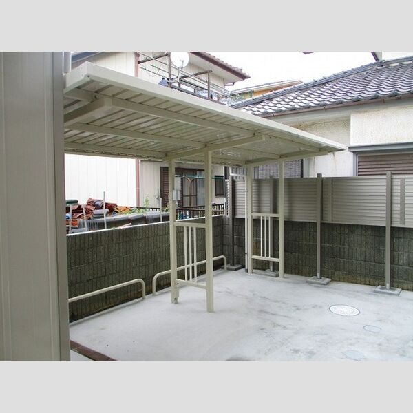 エスペランサ 駐輪場