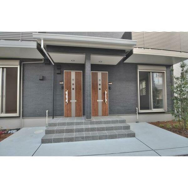 @木の香103号室 エントランス