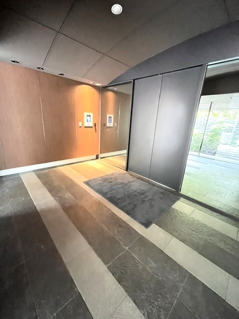 レジディア芝大門Ⅱ10階 エントランス