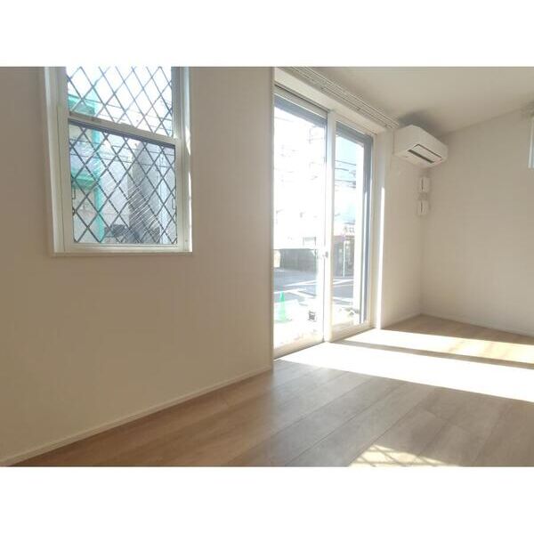 フォレストガーデン西新井1 リビング