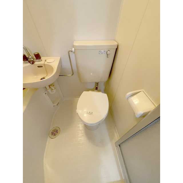 シルクハイツ103号室 トイレ