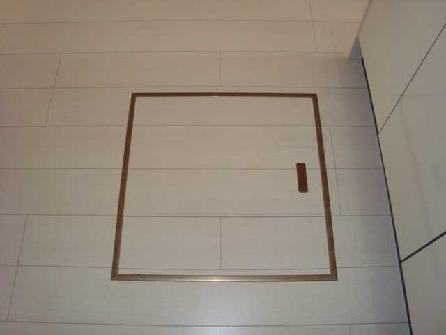 プティ　グリシーヌ 床下収納