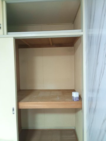 クレベール武蔵小金井 天袋付き収納