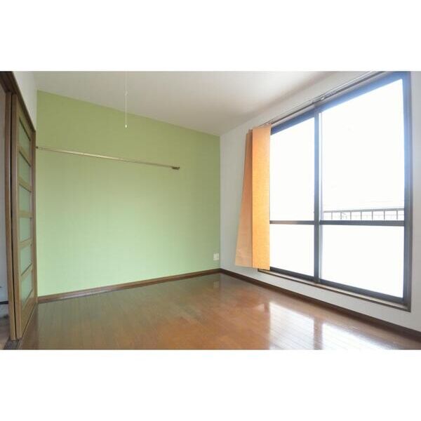 戸塚区平戸3丁目併用住宅 リビング