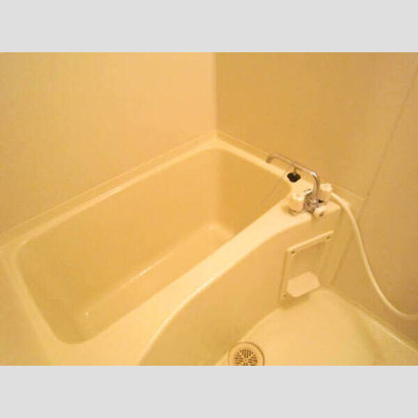 ミロディア102号室 102 一人暮らしには十分な浴室