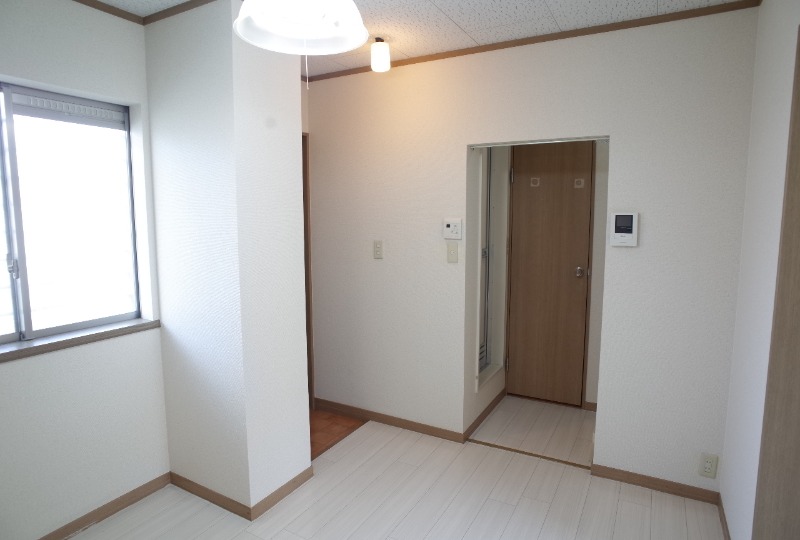 メゾンロイヤル2階 部屋その他