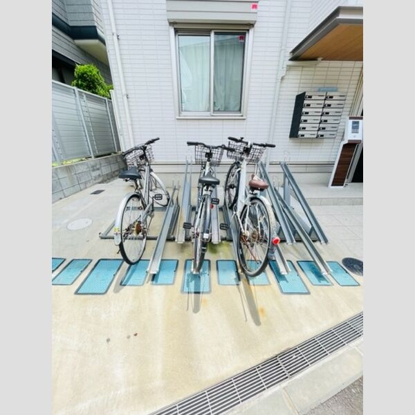 クレール藤沢Ⅱ 駐輪場