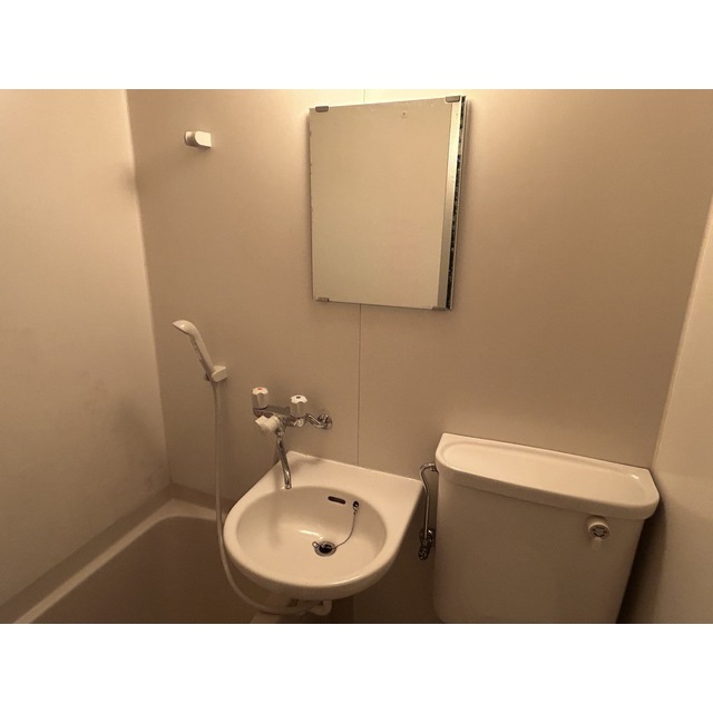 ローズマリー107号室 内観