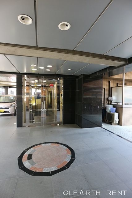 菱和パレス駒沢大学駅前1階 ★お洒落なエントランス★