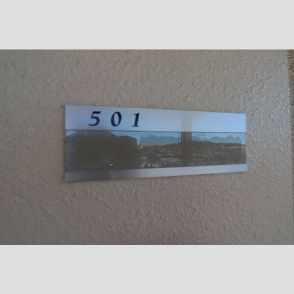 プライオール協和登戸 玄関