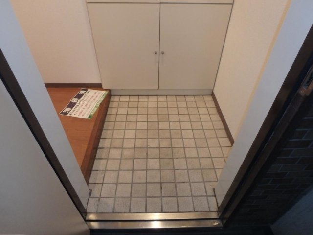 ライオンズマンション横浜伊勢佐木町 玄関