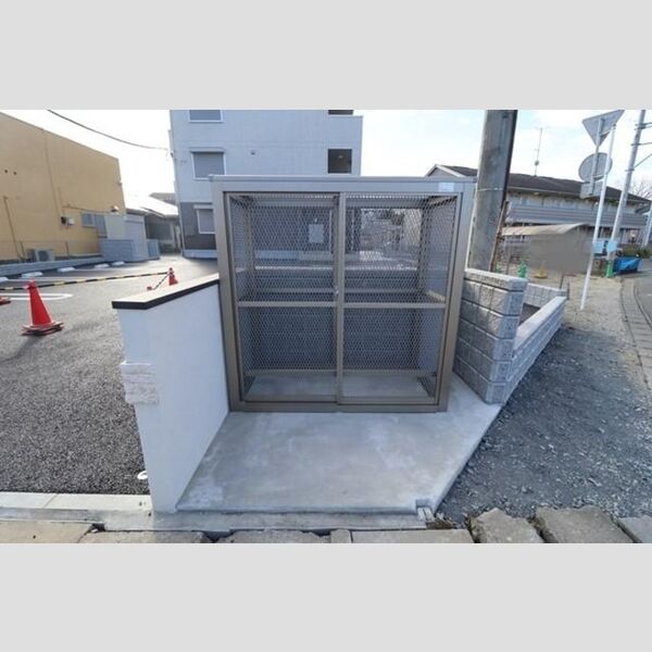 D-room Flower111号室 ゴミ集積場