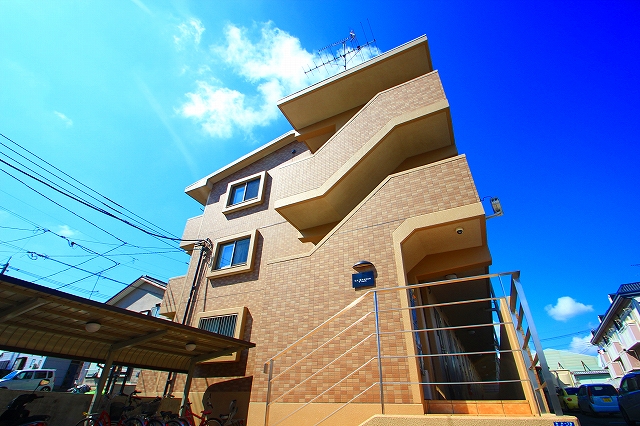 ラ・シャンス 外観