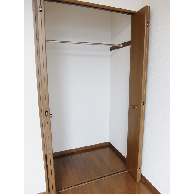 アンプルール フェール アミーⅡ106号室 内観