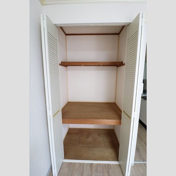 メゾンブランシュ 物入れ