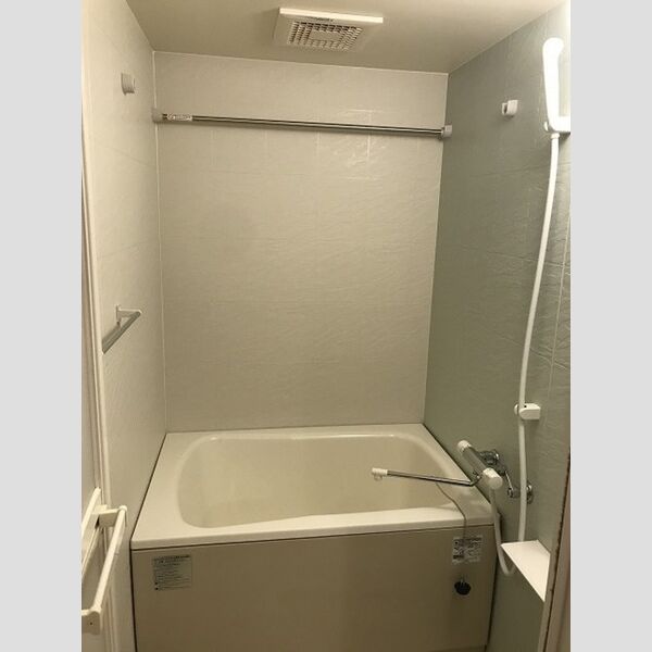 Magnolia cout[マグノリアコート]　Ⅱ305号室 浴室換気乾燥機