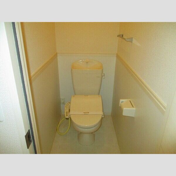 ガーデンコート　C 温水洗浄暖房便座