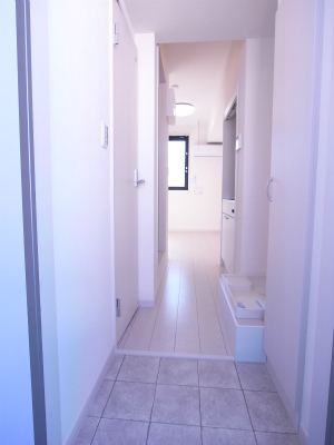 リブリ・Dear court 内観